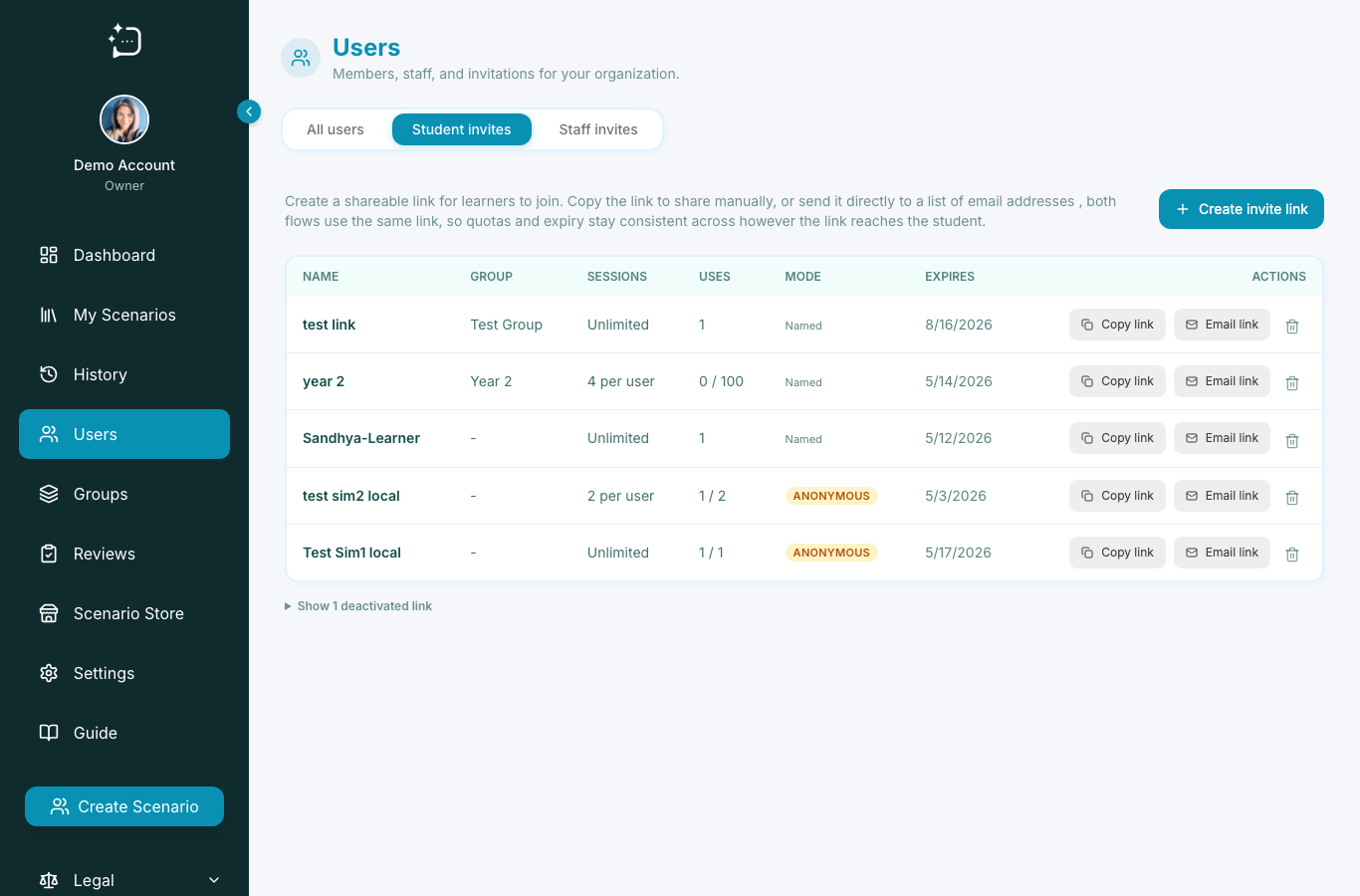 Users admin centre with the Student invites tab selected.